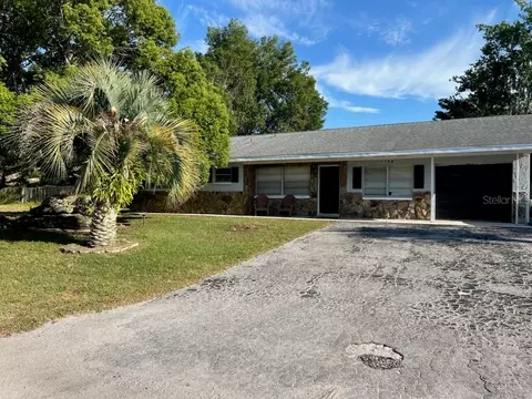 1134 SE 2nd St, Crystal River, FL 34429