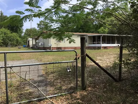 224 Cologne St, Interlachen, FL 32148