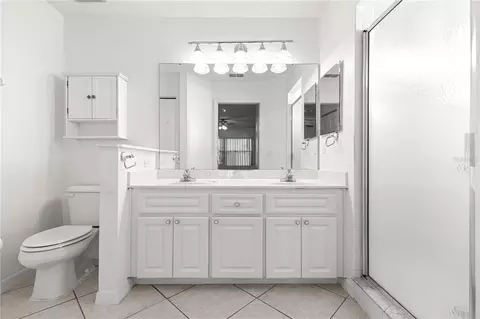 Bath - 9452 SW 93rd Loop, Ocala, FL 34481 photo 1 of 4