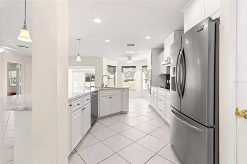 Kitchen - 9452 SW 93rd Loop, Ocala, FL 34481 photo 2 of 7