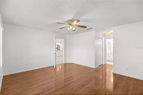 Bedroom - 9452 SW 93rd Loop, Ocala, FL 34481 photo 4 of 9