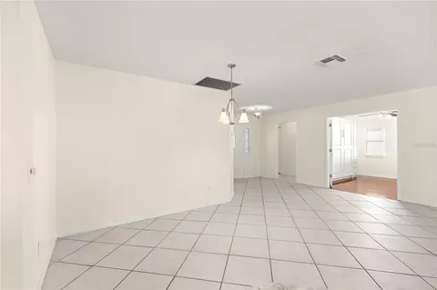Living - 9452 SW 93rd Loop, Ocala, FL 34481 photo 2 of 7