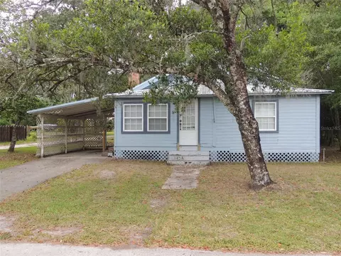 219 SE 3rd Ave, Williston, FL 32696 photo 1