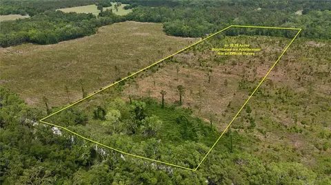 99 Th Ln, Live Oak, FL 32060