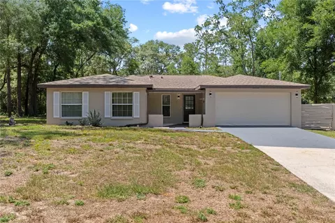 1933 W Albury Pl #11, Dunnellon, FL 34434
