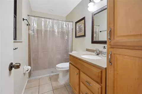 Bath - 1114 Hickory Rd, Ocala, FL 34472 photo 2 of 2