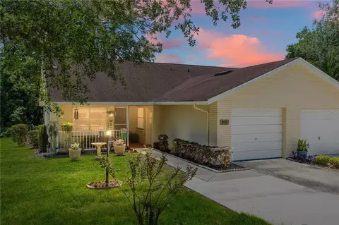 910 W Penn Hills Ct, Beverly Hills, FL 34465