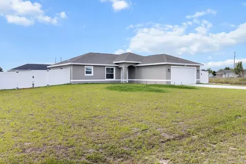 Exterior - 9 Walnut Run, Ocala, FL 34480 photo 4 of 10