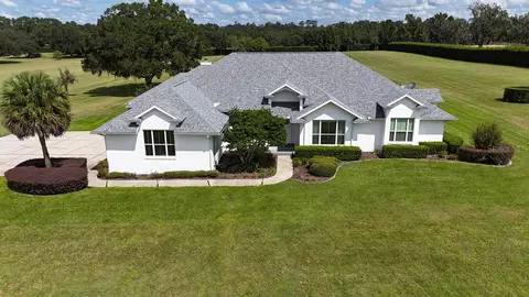 Exterior - 601 SE 80th St, Ocala, FL 34480 photo 8 of 9
