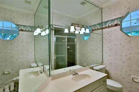 Bath - 500 SE 69th Pl, Ocala, FL 34480 photo 1 of 3