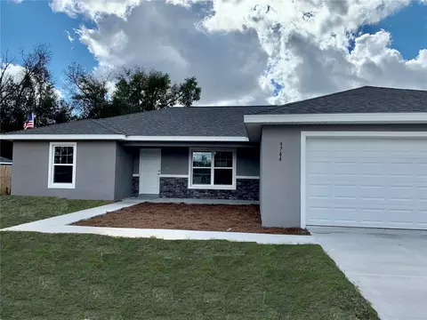 3684 W Fountain Ln, Citrus Springs, FL 34433