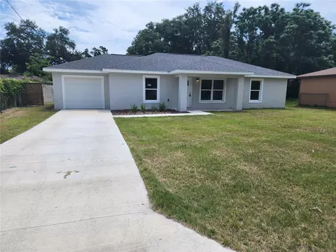541 56th Ct, Ocala, FL 34482