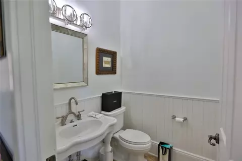 Bath - 4026 NW 85th Ter, Ocala, FL 34482 photo 5 of 7