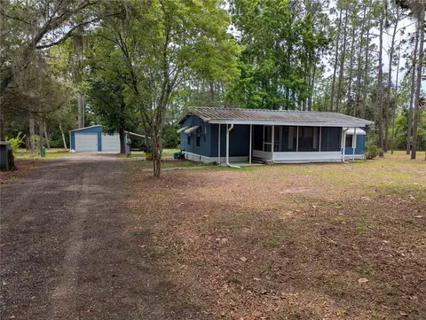 119 W Cedar Ct, Hawthorne, FL 32640