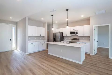 Kitchen - 6750 SW 129th Loop, Ocala, FL 34473 photo 4 of 5