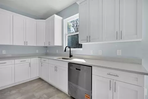 Kitchen - 7604 SW 103rd Loop, Ocala, FL 34476 photo 4 of 4