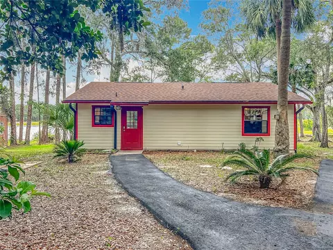 16621 SE 57th Pl, Ocklawaha, FL 32179