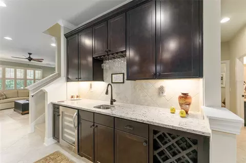 Kitchen - 9158 SW 65th Loop, Ocala, FL 34481 photo 3 of 9