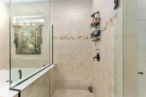 Bath - 9158 SW 65th Loop, Ocala, FL 34481 photo 4 of 8