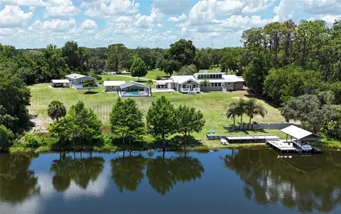 10893 SE 141 Avenue Rd, Ocklawaha, FL 32179