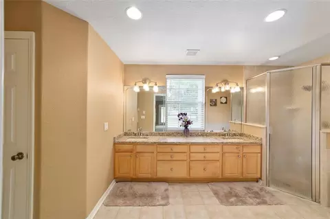 Bath - 2151 SE 59th St, Ocala, FL 34480 photo 1 of 5