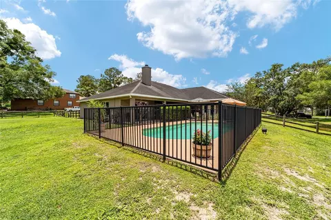 Exterior - 2151 SE 59th St, Ocala, FL 34480 photo 18 of 24
