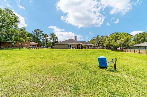 Exterior - 2151 SE 59th St, Ocala, FL 34480 photo 14 of 24