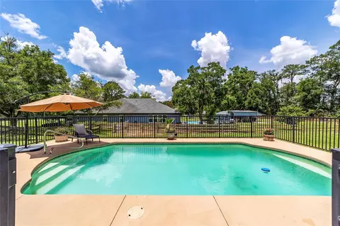 Exterior - 2151 SE 59th St, Ocala, FL 34480 photo 7 of 24