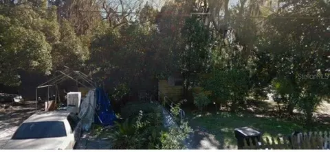 1009 NW 6th Pl, Gainesville, FL 32601