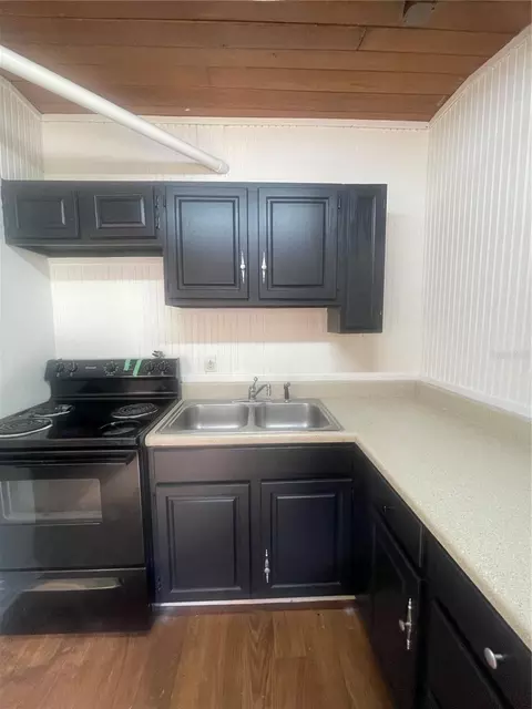Kitchen - 1308 SE 18th St, Ocala, FL 34471 photo 5 of 6
