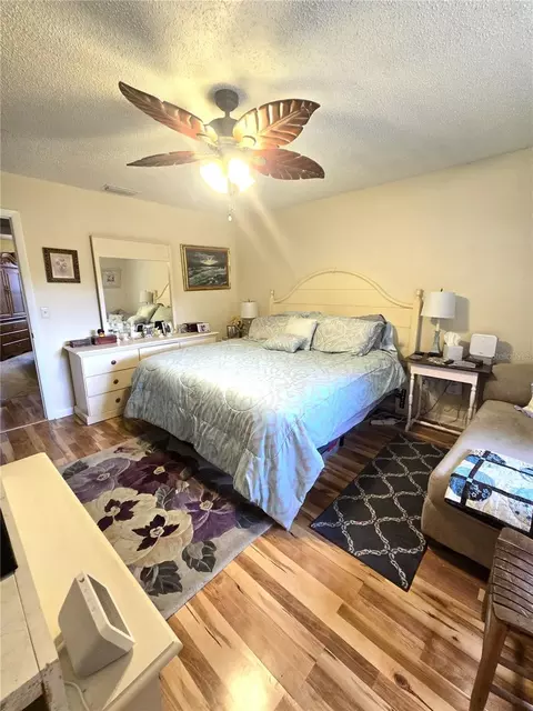 Bedroom - 37 Oak Loop, Ocala, FL 34472 photo 1 of 4