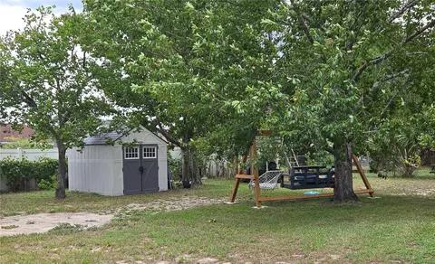 Exterior - 37 Oak Loop, Ocala, FL 34472 photo 2 of 4