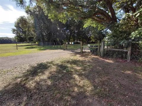 Exterior - 33 Pine Trace Crse, Ocala, FL 34472 photo 16 of 43