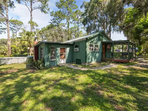 17200 SE 61st Pl, Ocklawaha, FL 32179