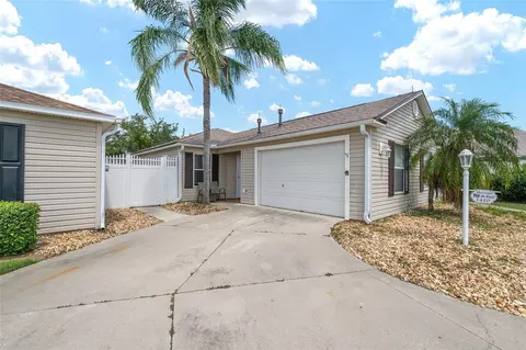 1410 Natalie Ln, The Villages, FL 32162