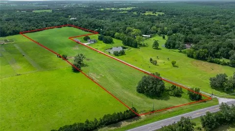 10104 S Florida Ave, Floral City, FL 34436