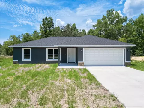 15584 SE 115th Place Rd, Ocklawaha, FL 32179