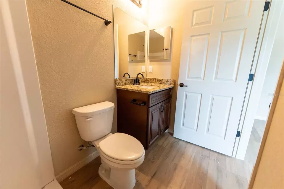 Bath - 148 Dogwood Drive Cir, Ocala, FL 34472 photo 2 of 6