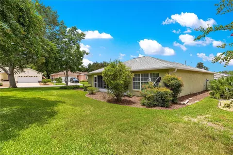 Exterior - 8018 SW 83rd Pl, Ocala, FL 34476 photo 4 of 11