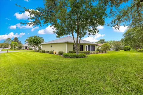 Exterior - 8018 SW 83rd Pl, Ocala, FL 34476 photo 5 of 11