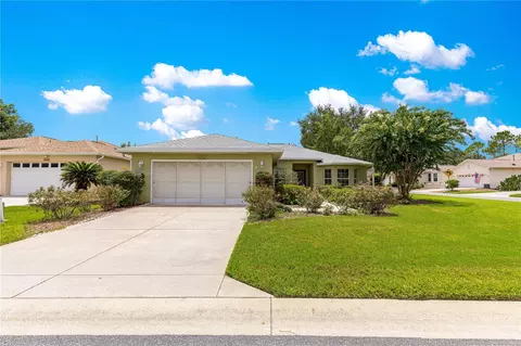 Exterior - 8018 SW 83rd Pl, Ocala, FL 34476 photo 3 of 11