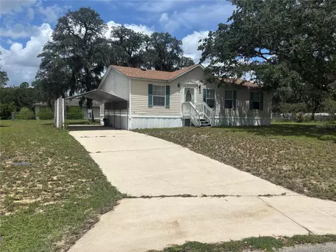 5924 SE 184th Ct, Ocklawaha, FL 32179