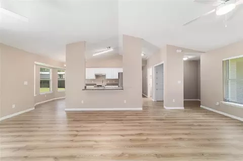 Living - 5315 SE 26th Ave, Ocala, FL 34480 photo 5 of 8