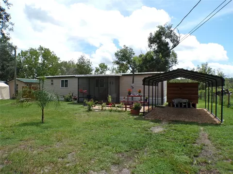 4975 SE 187th Ct, Ocklawaha, FL 32179