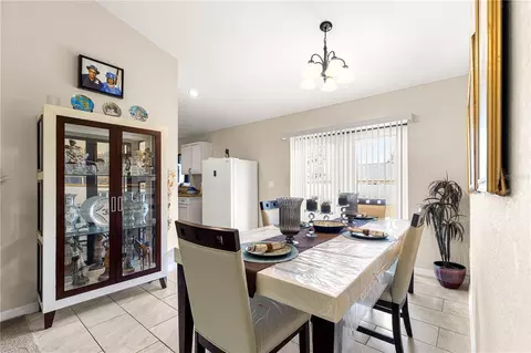 Dining - 9723 Bahia Rd, Ocala, FL 34472 photo 2 of 3