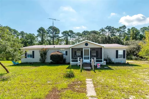 551 Fisher Rd, Ocklawaha, FL 32179