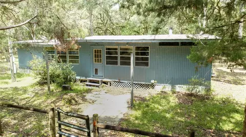 14551 NW 83rd Ter, Trenton, FL 32693