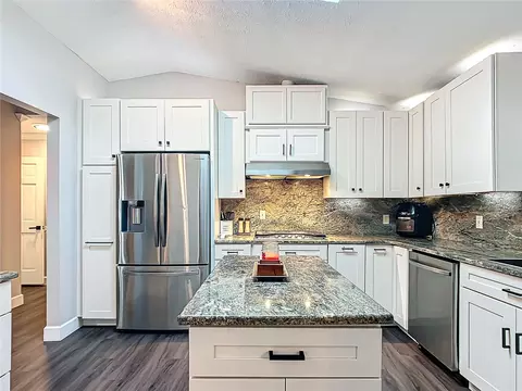 Kitchen - 1276 W Pearson St, Hernando, FL 34442 photo 1 of 7