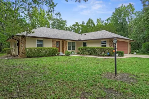 12 Sycamore Ct W, Homosassa, FL 34446