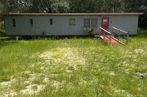 17125 NE 37th Ln, Silver Springs, FL 34488